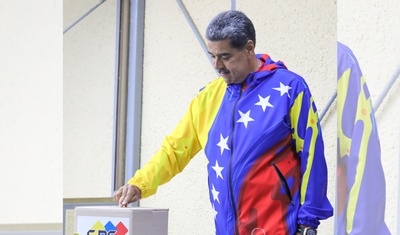 maduro ejerce voto elecciones presidenciales