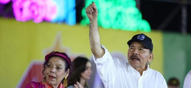 daniel ortega rosario murillo felicitan nicolas maduro