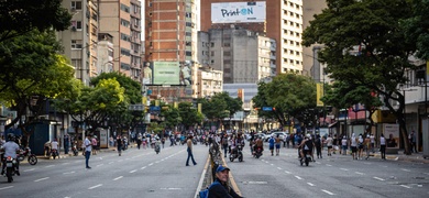 enfrentamientos entre opositores y guardia bolivariana