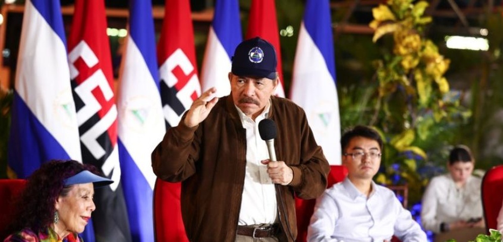 ortega felicita a maduro por sentencia tsj