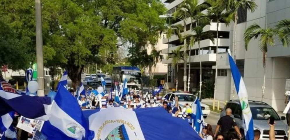 grupo exiliados nicaraguenses estados unidos