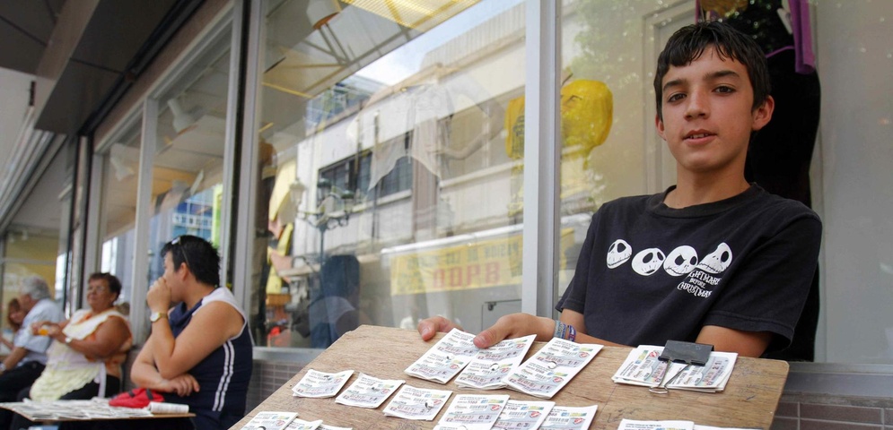 nino vende loteria centro san jose costa rica