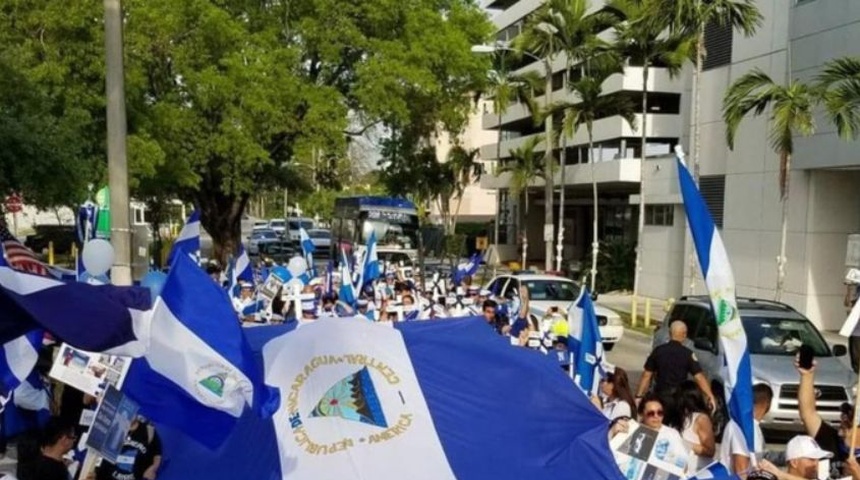 grupo exiliados nicaraguenses estados unidos