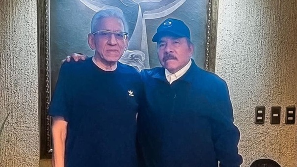 daniel y su hermano humberto ortega saavedra