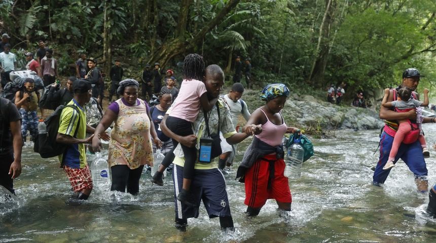 migrantes logran pasar panama