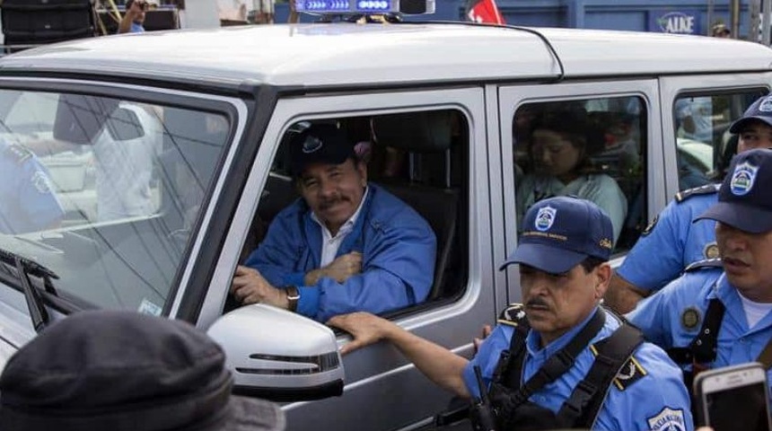 destituyen marcos acuna escolta daniel ortega