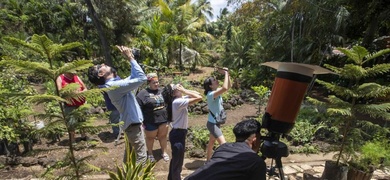 nicaraguenses observan eclipse solar parcial