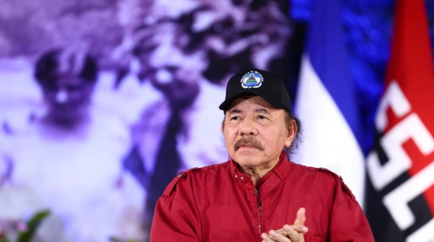 daniel ortega chaqueta roja nicaragua israel