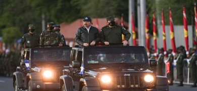 daniel ortega desfile ejercito nicaragua