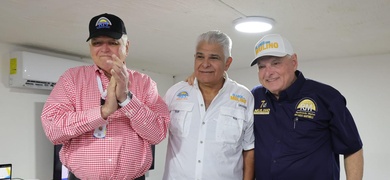 jose raul mulino junto ricardo martinelli