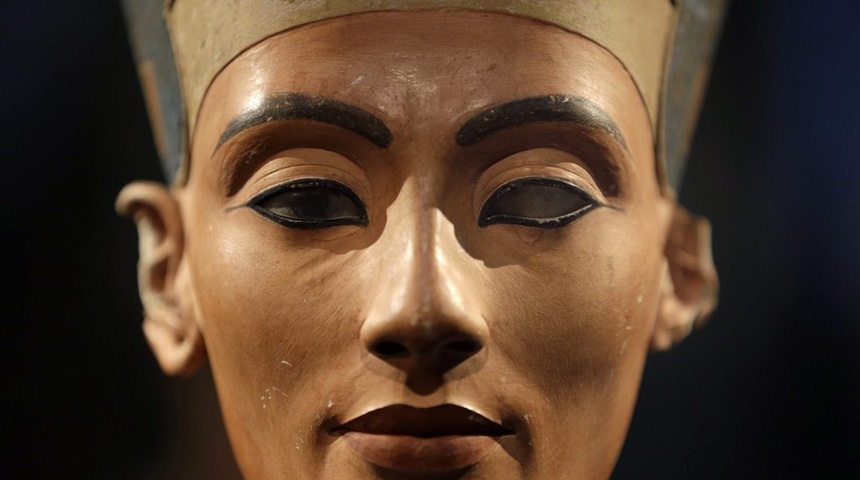 nefertiti museo