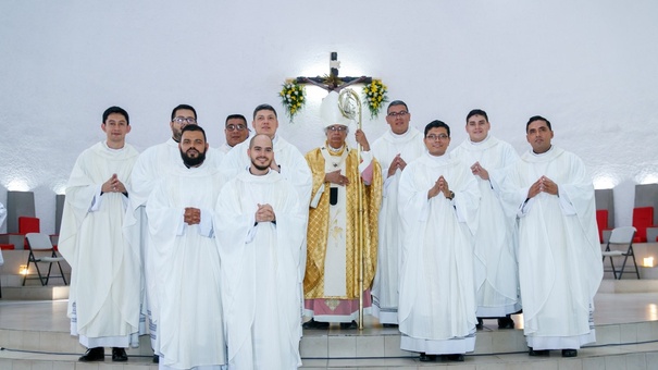 cardenal leopoldo brenes nombra sacerdotes iglesias acefaltas