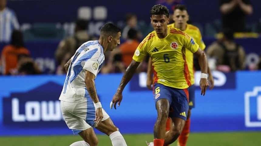 javier milei celebra triunfo argentina copa america