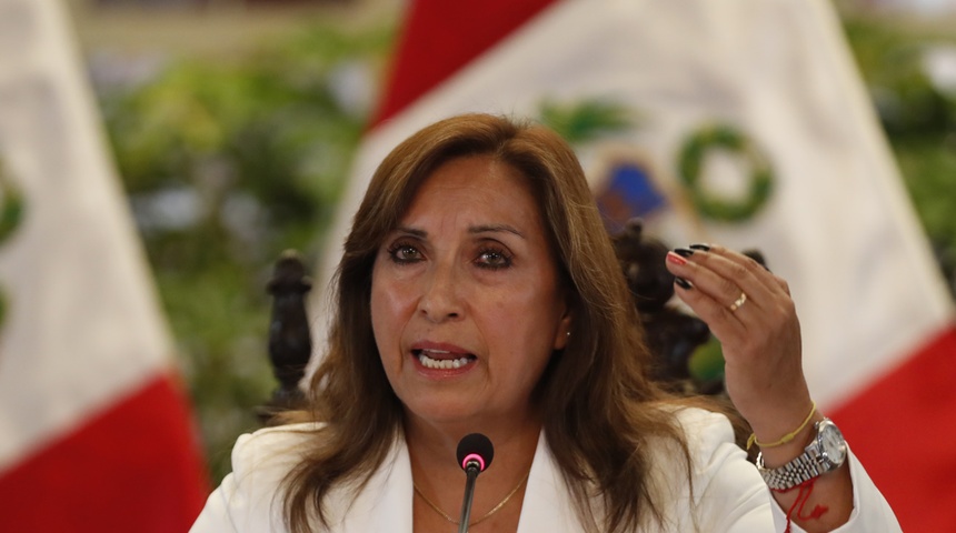 peru retira a su embajador en honduras