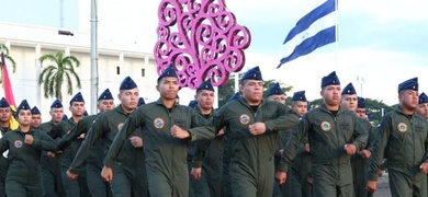 soldados desfile ejercito nicaragua