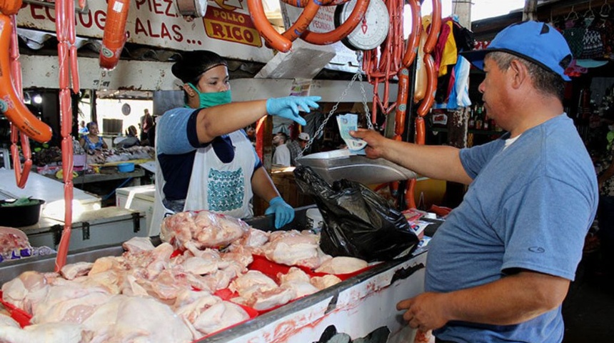 comerciantes pollo mercado oriental nicaragua