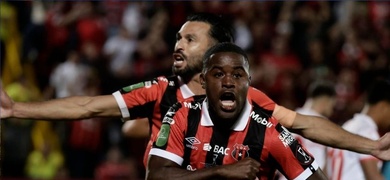 alajuelense celebra corona concacaf