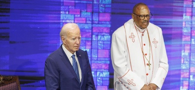 presidente estadounidense joe biden asiste iglesia