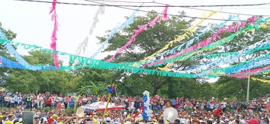 promesantes acuden roza camino managua