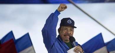 daniel ortega en un acto publico managua