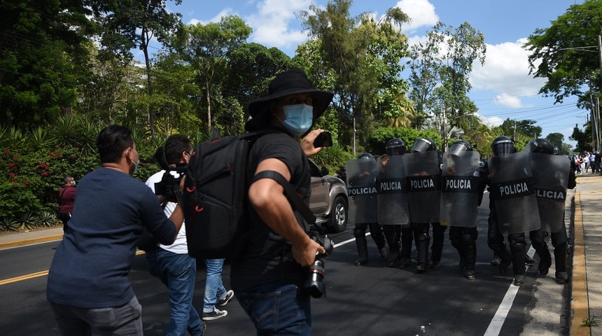 periodistas nicaragua