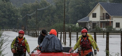 chile alerta roja sistema frontal