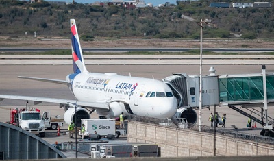 vuelos aeropuerto internacional maiquetia simon bolivar venezuela