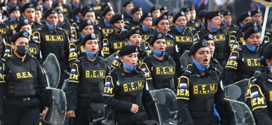 mujeres policia nicaragua desfile