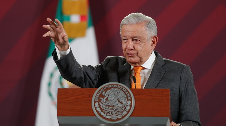 lopez obrador defiende donald trump