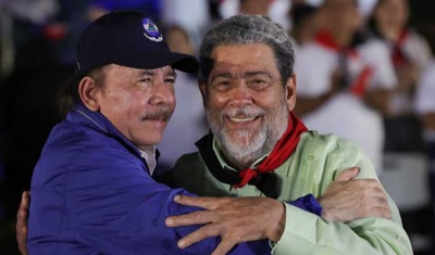 Ralph Gonsalves y Daniel Ortega