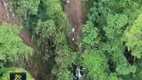 costa rica desplamiento tierra accidente bus muertos