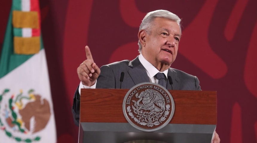 lopez obrador viaja a peru