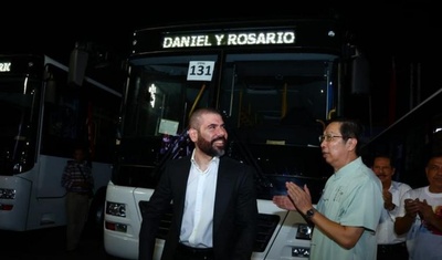 laureano ortega entrega buses chinos