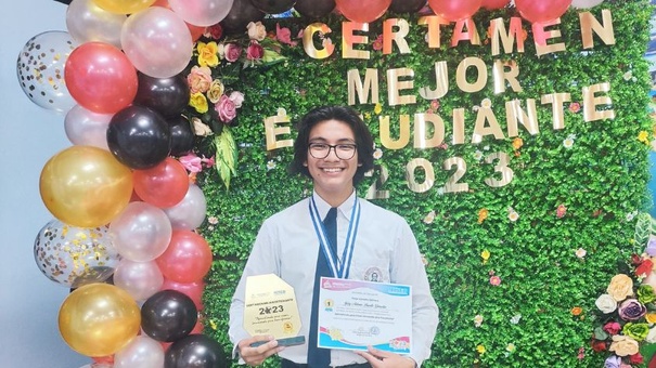 mejor alumno secundaria nicaragua hijo preso politico