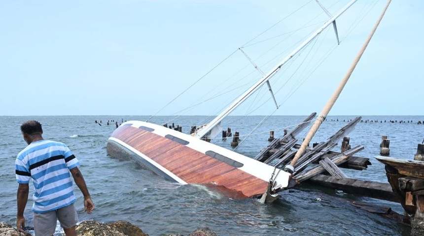 beryl toca tierra yucatan mexico