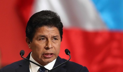 pedro castillo presidente peru acusado traicion patria