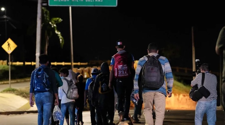 migrantes en caravana honduras