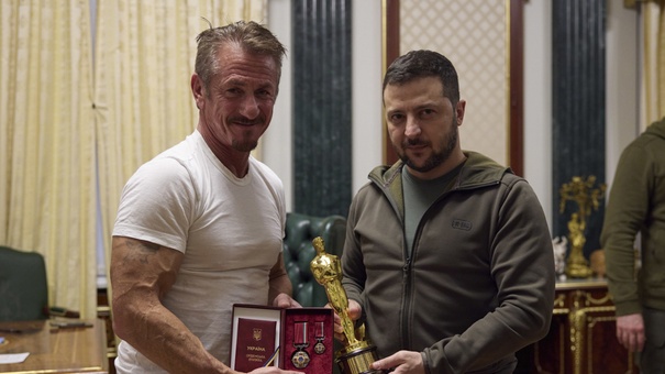 sean penn y volodimir zelenski