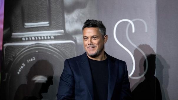 cantante alejandro sanz solitario