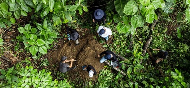 recuperan cuerpos colombia