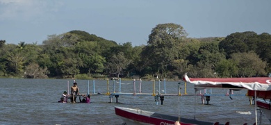 botes en las costas del lago Cocibolca Nicaragua