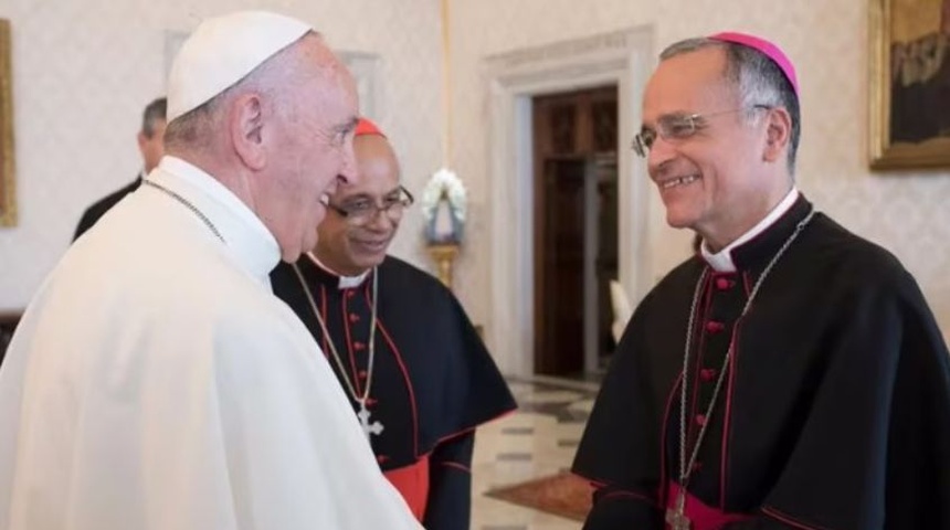 papa francisco y monseñor baez