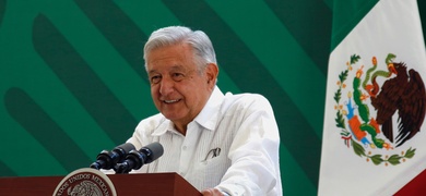 lopez obrador critica a  expresdientes fox calderon