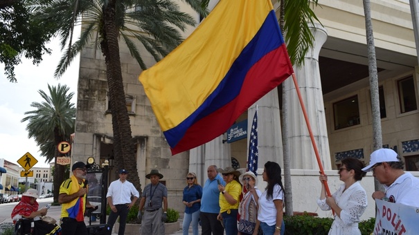 colombianos miami juicio politico gustavo petro