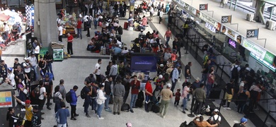 migrantes venezuela terminal medellin colombia