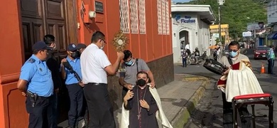 monsenor rolando alvarez asedio policia nicaragua