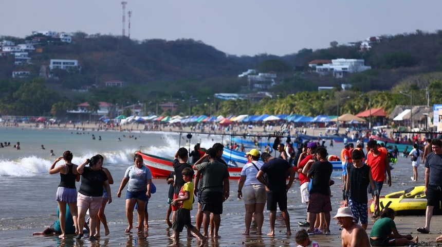 medios oficialistas cobertura playas censura actividades religiosas