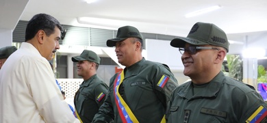 nicolas maduro frente hombres ejercito venezuela+++++++++++++++++++++++++++++++++++++++++