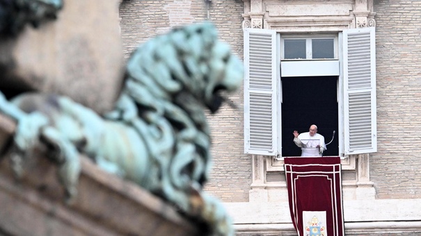 rezo angleu papa francisco bandera blanca ucrania