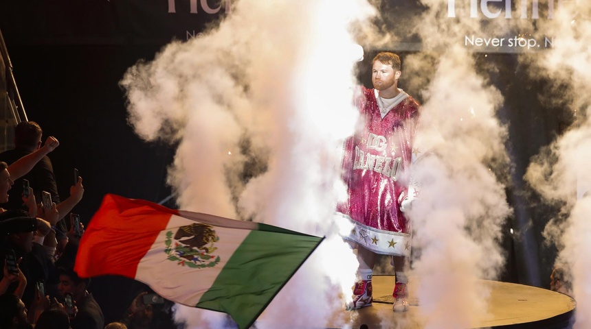 boxeador saul canelo alvarez mexico